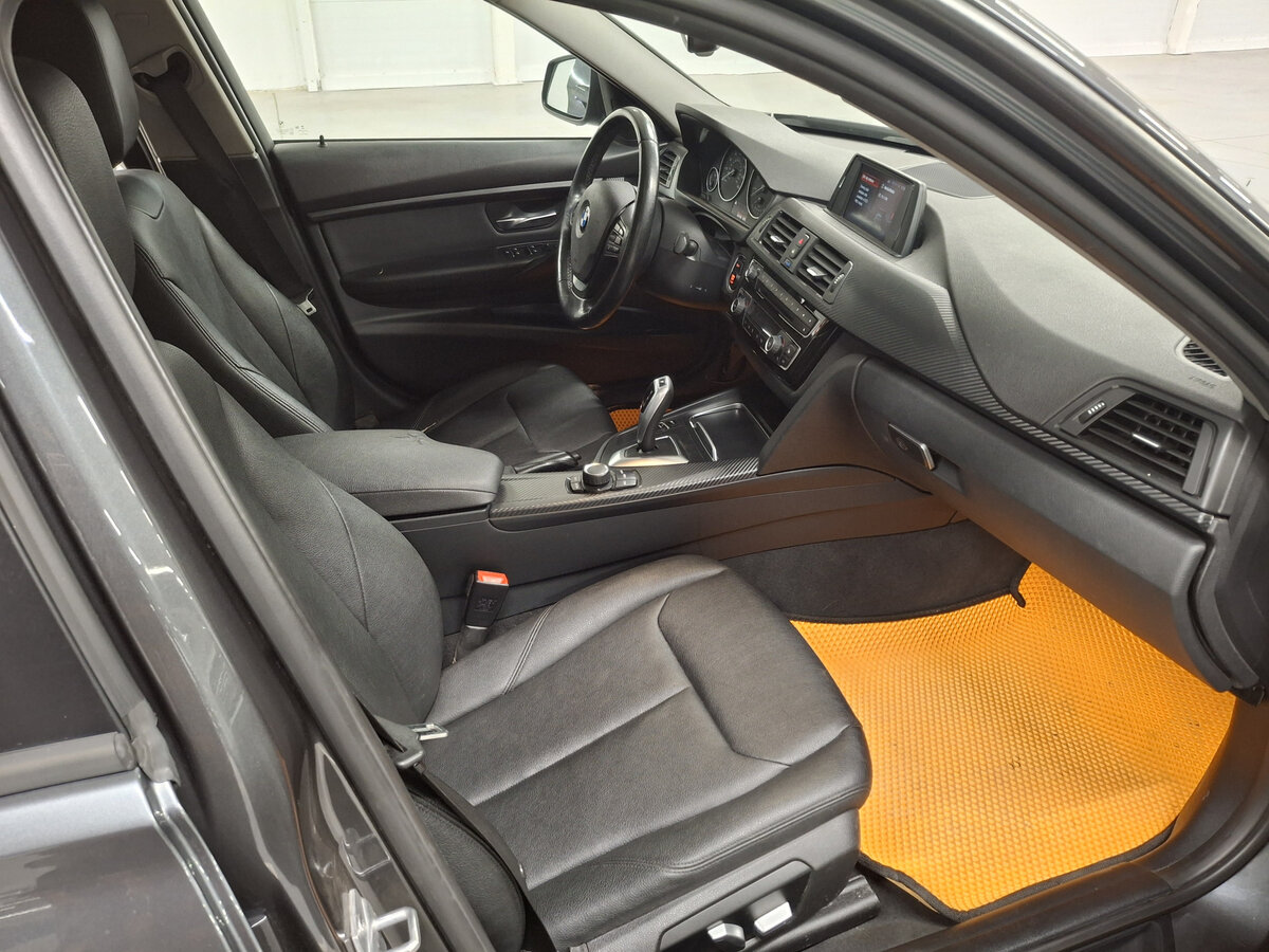 Купить BMW 3 серии, 2018, 157 750 км.. Фото: #9