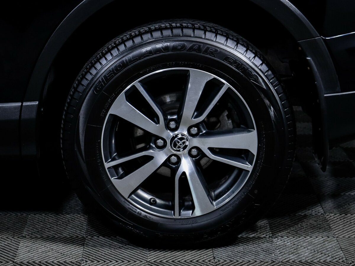 Купить Toyota RAV4, 2018, 88 353 км.. Фото: #14