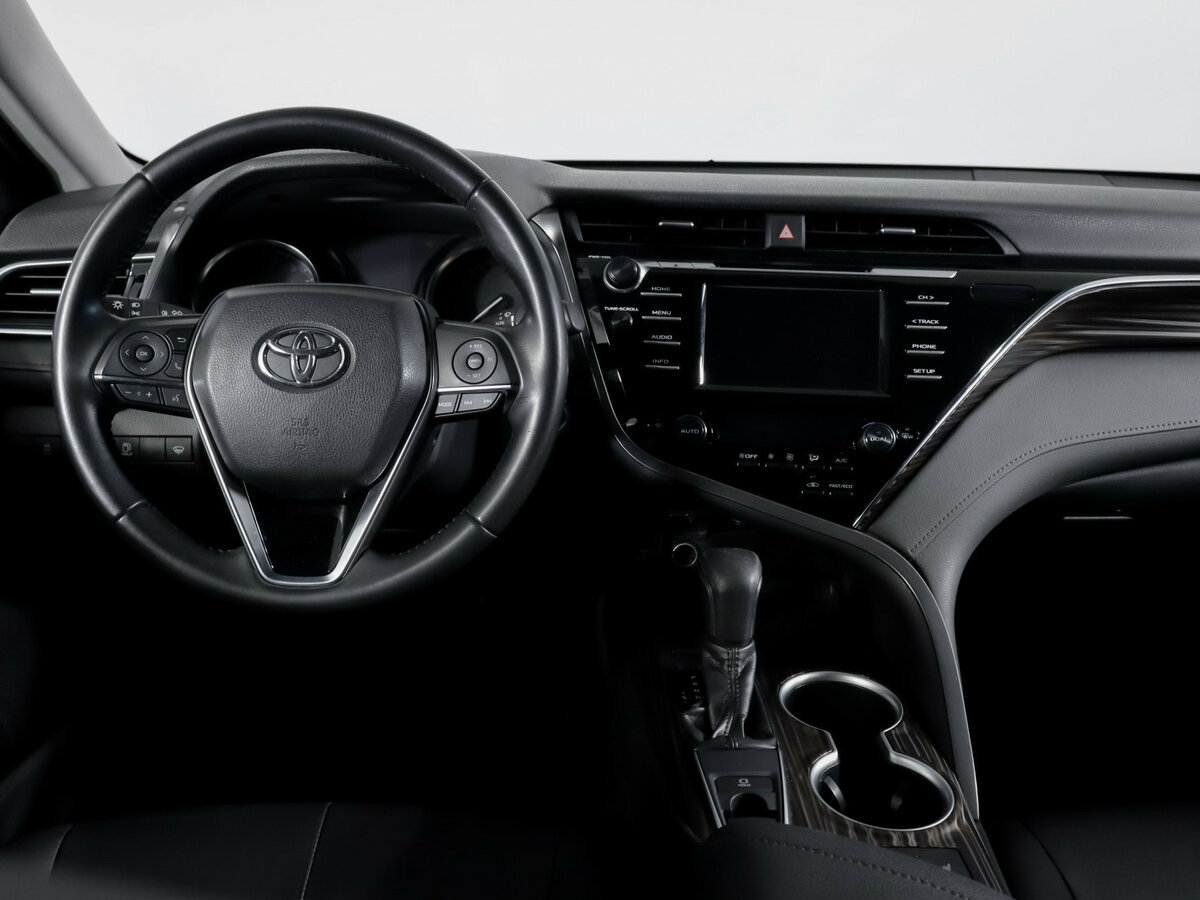 Купить Toyota Camry, 2019, 70 133 км.. Фото: #11