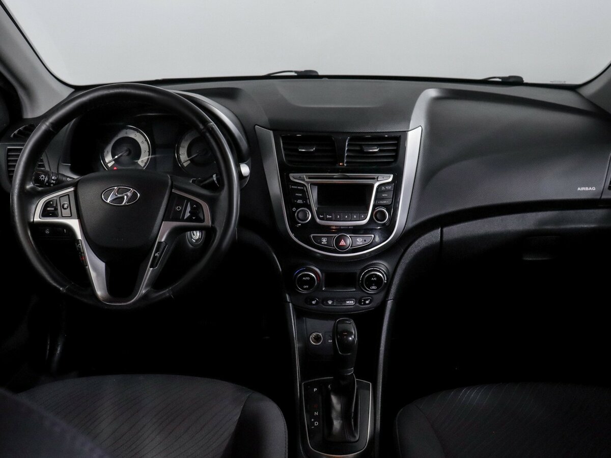 Купить Hyundai Solaris, 2015, 176 630 км.. Фото: #9