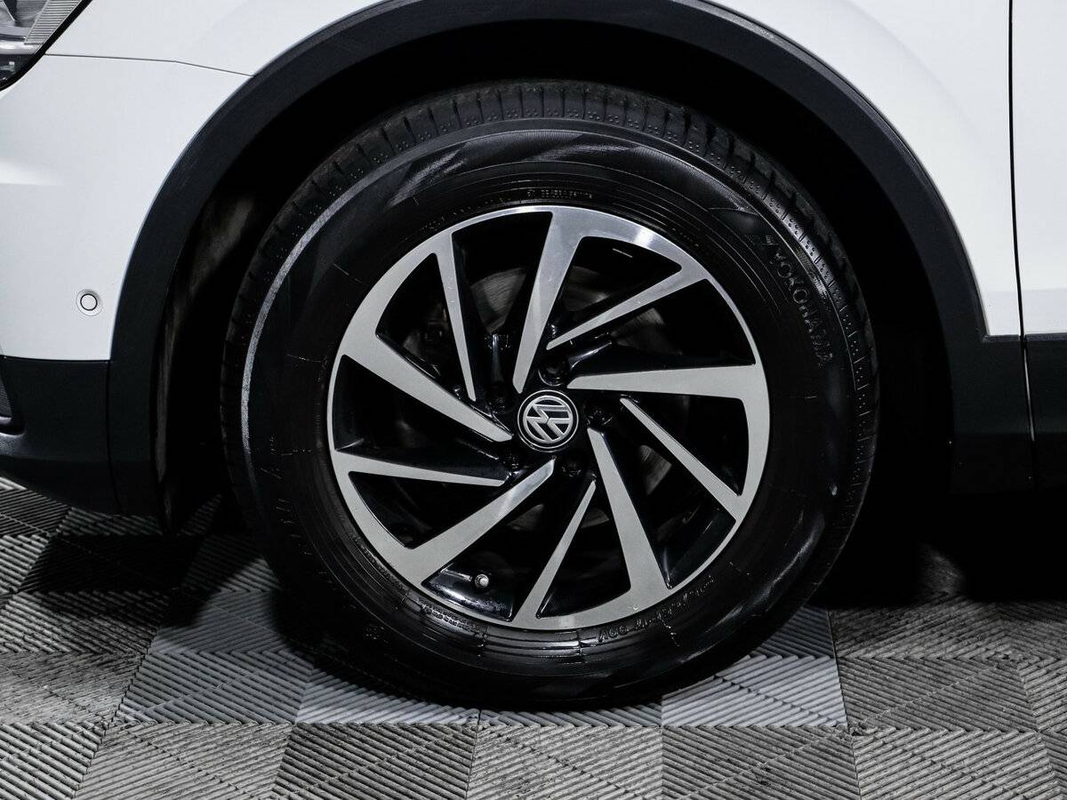 Купить Volkswagen Tiguan, 2018, 69 500 км.. Фото: #13