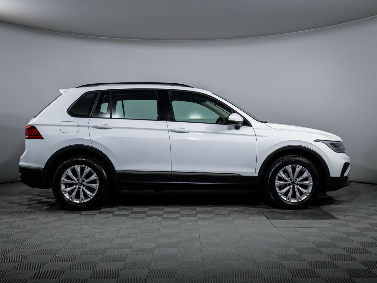 Купить Volkswagen Tiguan, 2020, 57 375 км.. Фото: #3