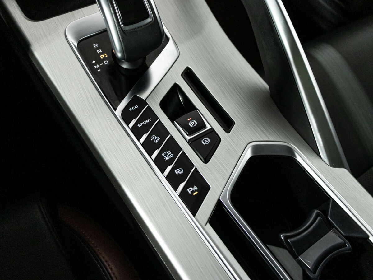 Купить Джили Кулрэй, 2021, 71 656 км.. Фото: #17