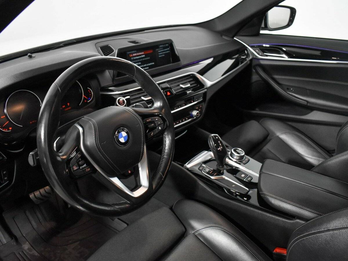 Купить BMW 5 серии, 2017, 150 172 км.. Фото: #6