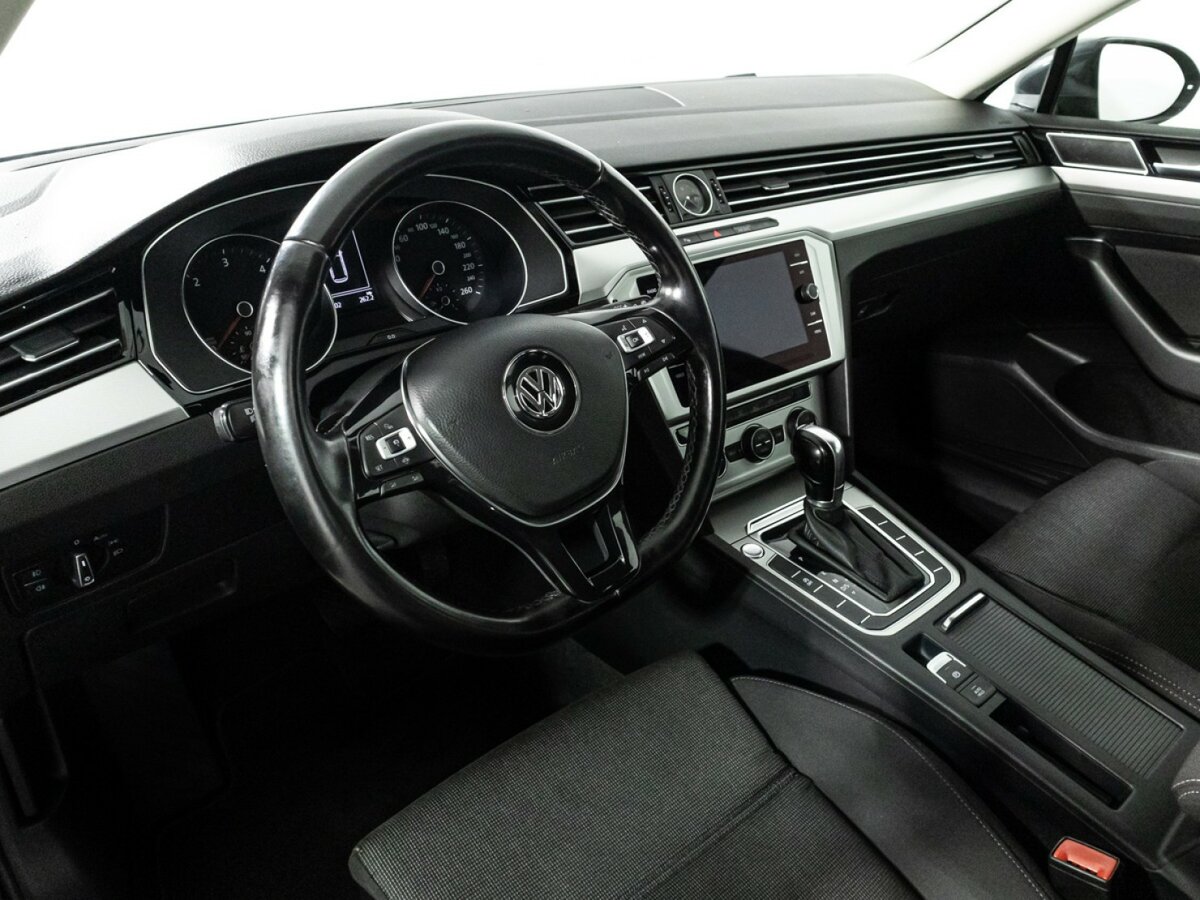 Купить Volkswagen Passat, 2019, 179 001 км.. Фото: #10