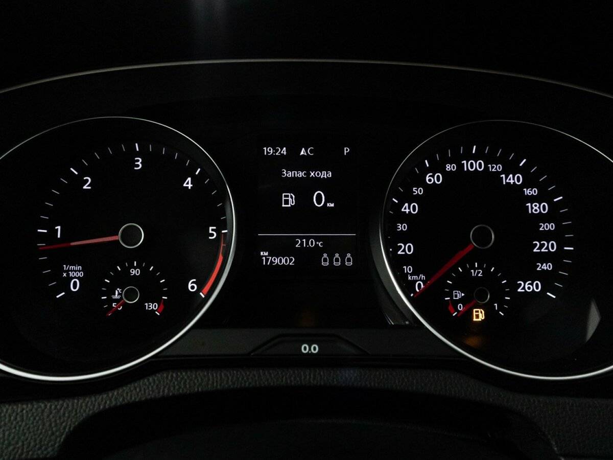 Купить Volkswagen Passat, 2019, 179 001 км.. Фото: #11