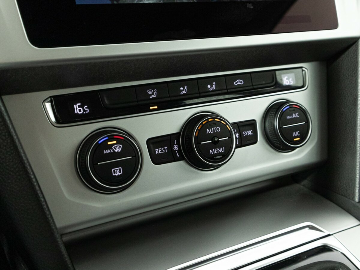 Купить Volkswagen Passat, 2019, 179 001 км.. Фото: #13