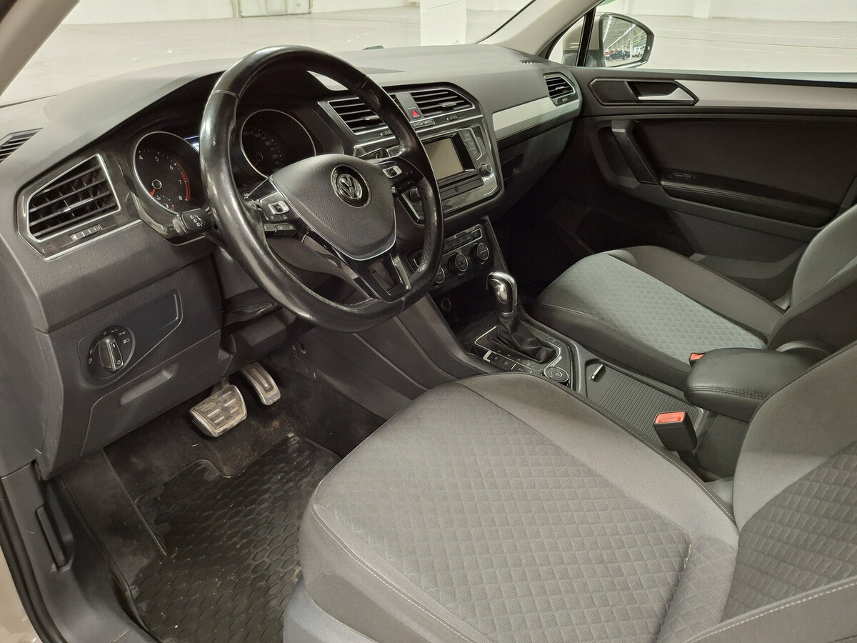 Купить Volkswagen Tiguan, 2017, 92 511 км.. Фото: #15