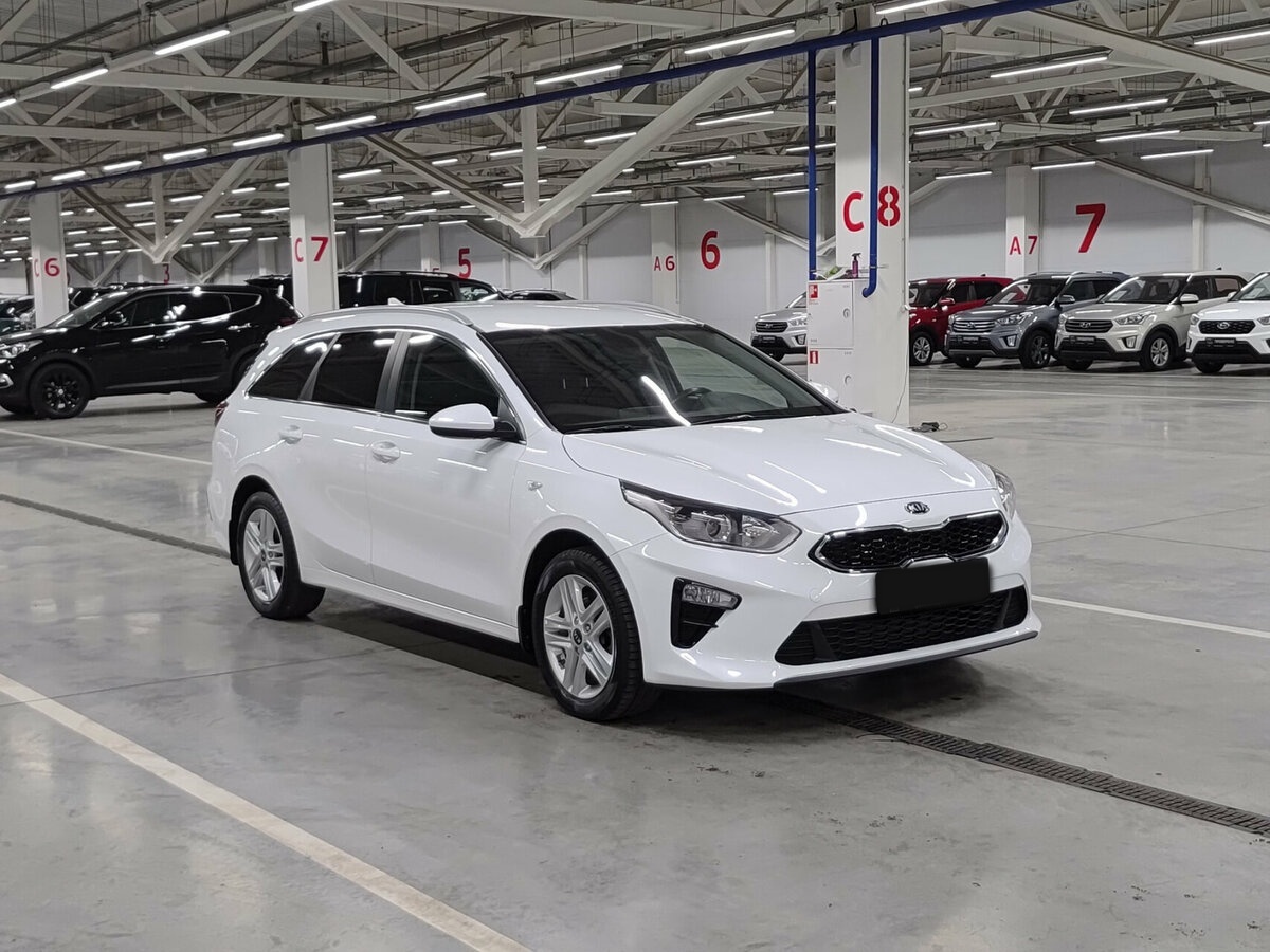 Купить Kia Ceed, 2019, 39 902 км.. Фото: #2