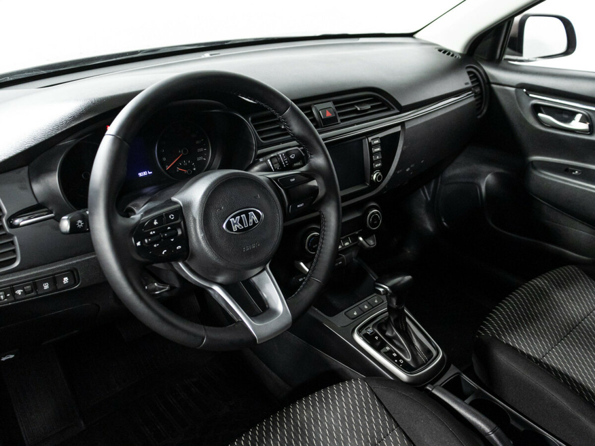 Купить Kia Rio, 2018, 90 300 км.. Фото: #10