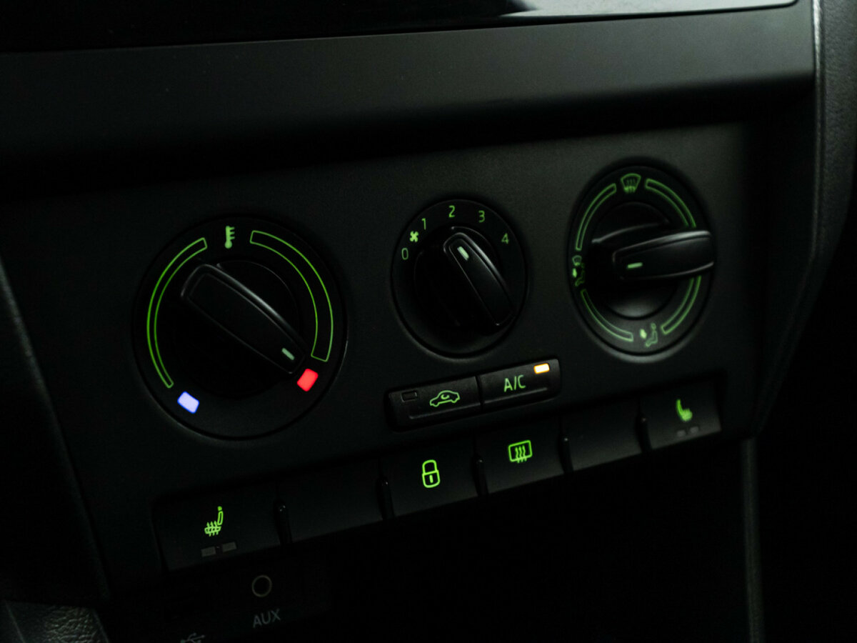 Купить Skoda Rapid, 2015, 75 216 км.. Фото: #14