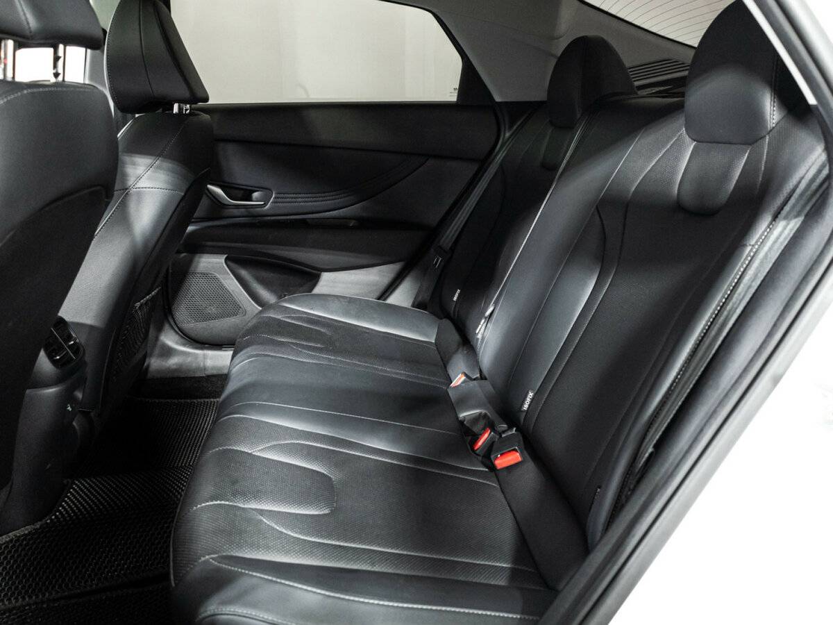 Купить Hyundai Elantra, 2023, 29 459 км.. Фото: #9