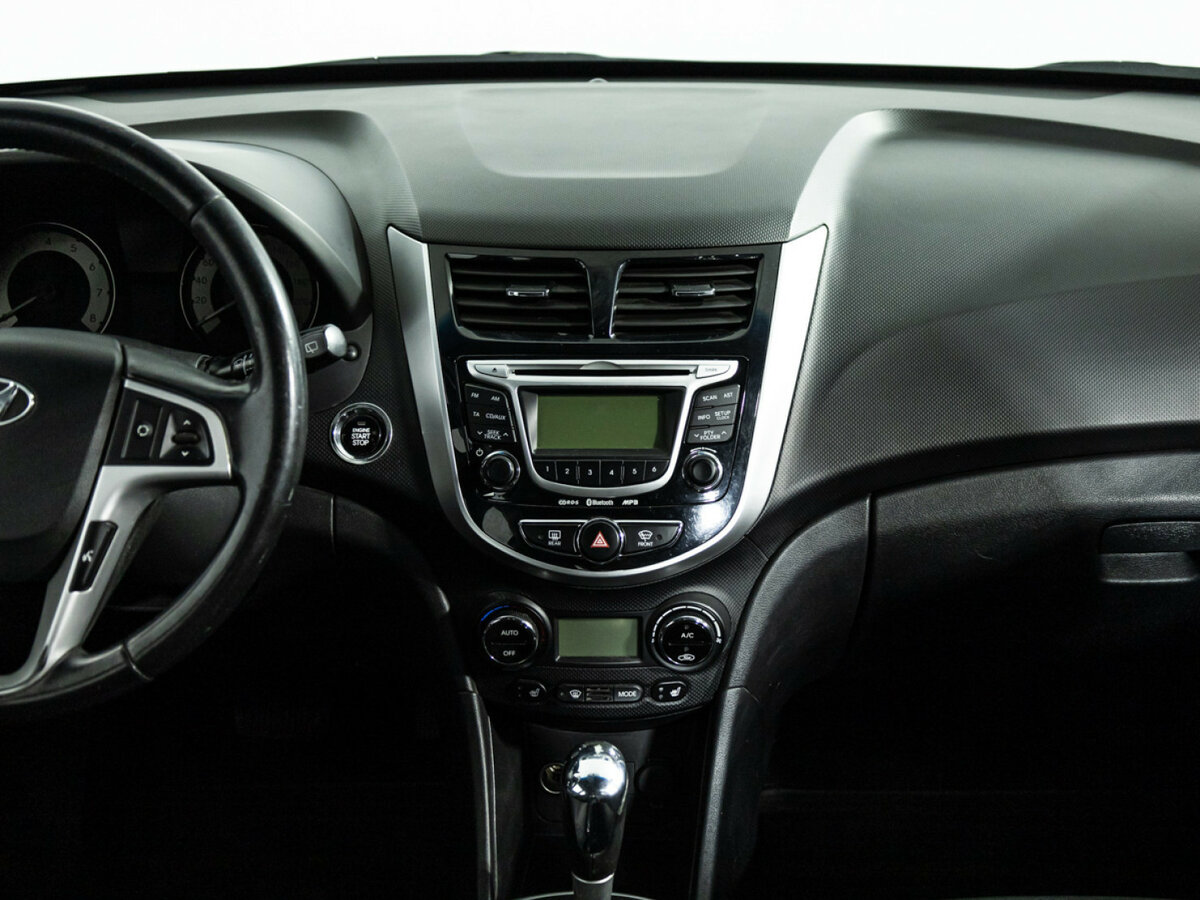 Купить Hyundai Solaris, 2012, 207 010 км.. Фото: #13
