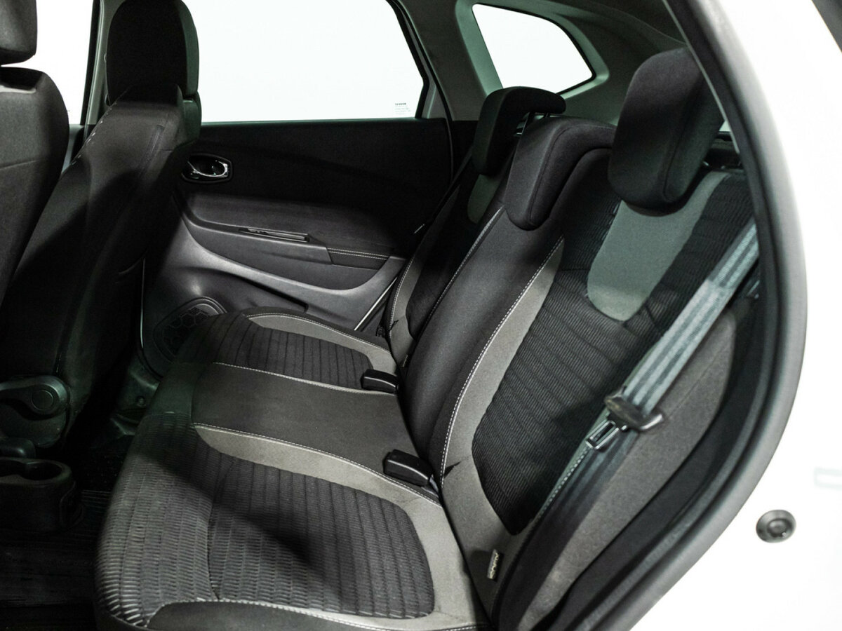 Купить Renault Kaptur, 2019, 49 568 км.. Фото: #9