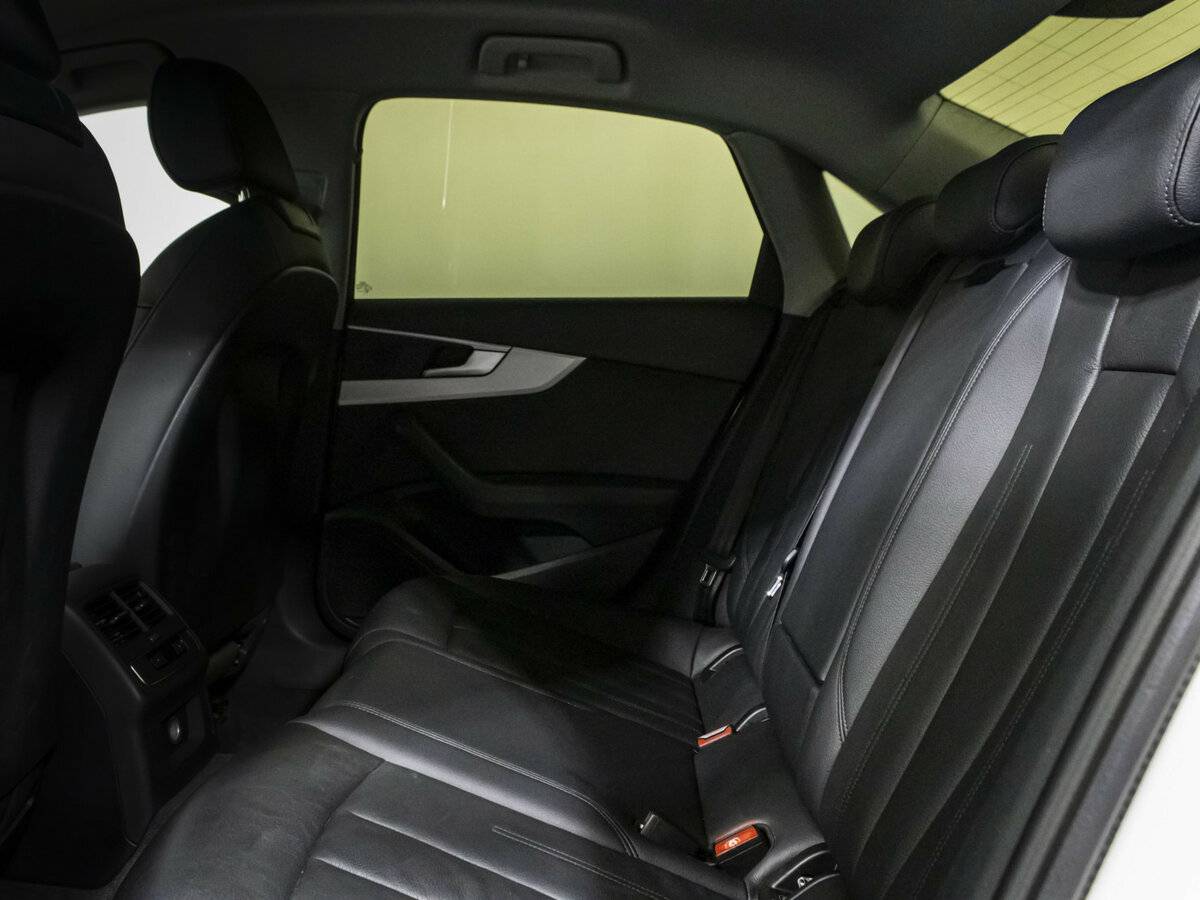 Купить Audi A4, 2018, 99 984 км.. Фото: #8