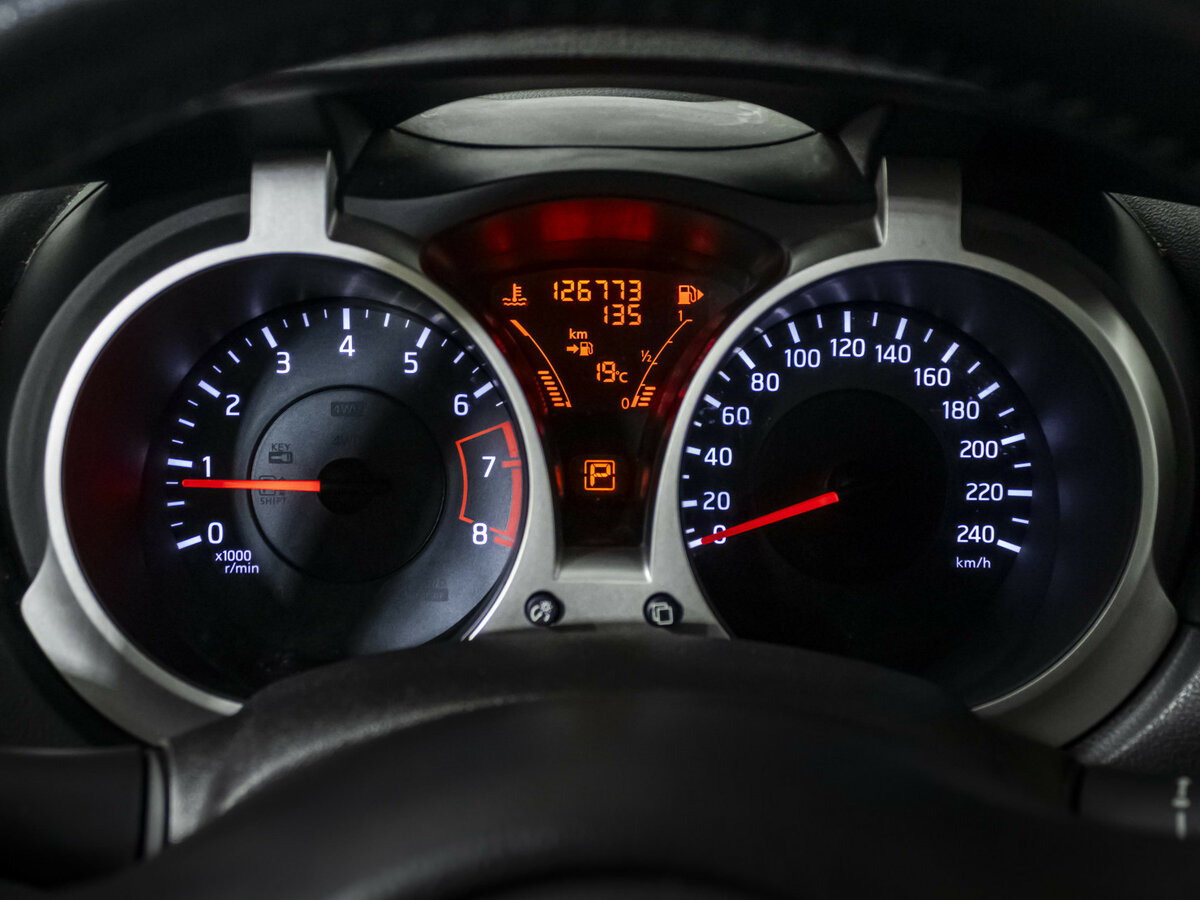 Купить Nissan Juke, 2012, 126 772 км.. Фото: #10