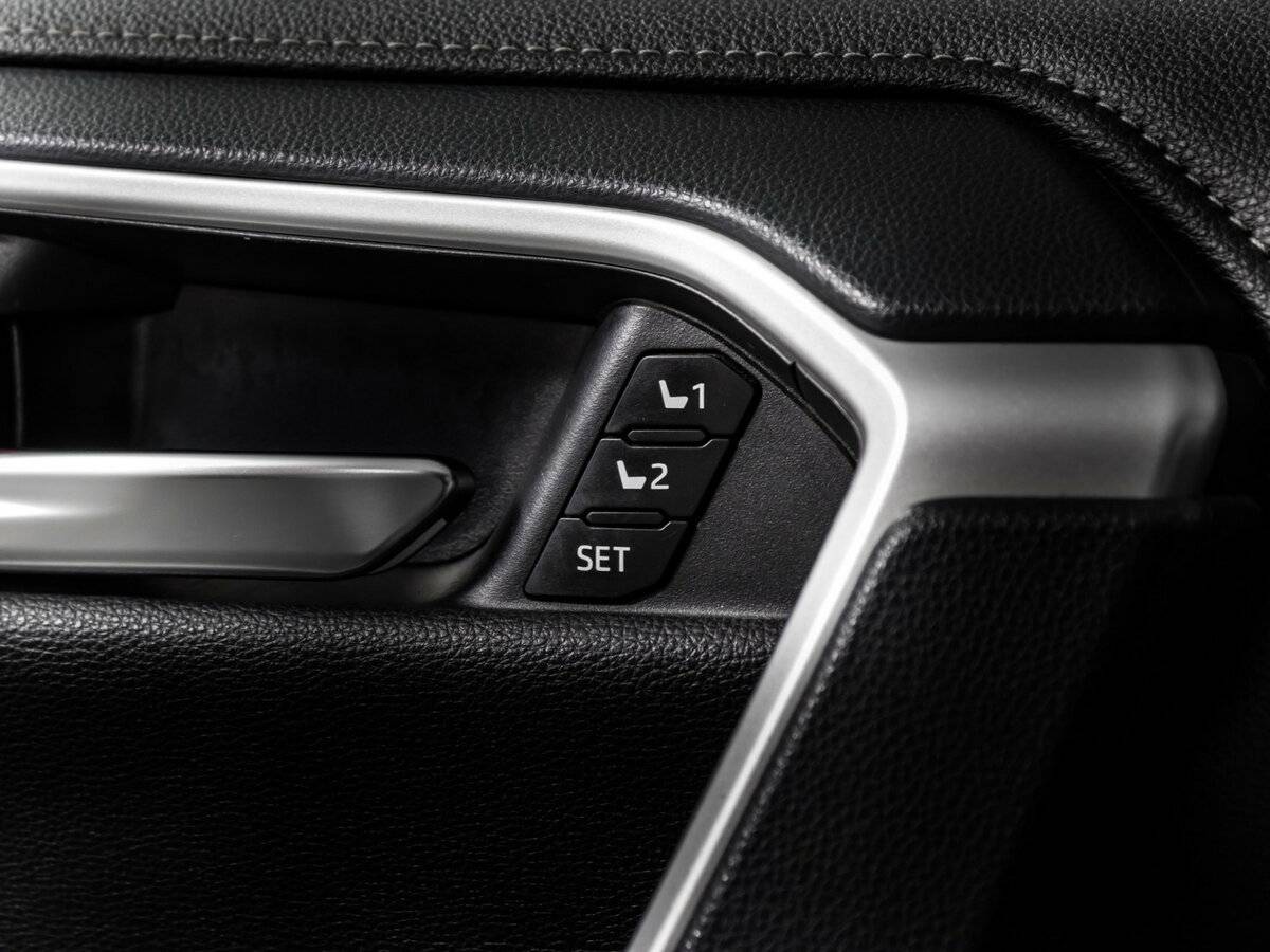 Купить Toyota RAV4, 2019, 89 800 км.. Фото: #14