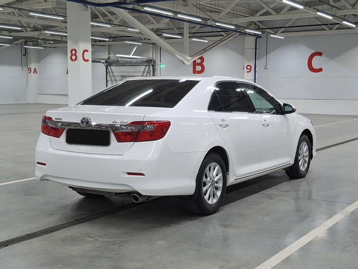 Купить Toyota Camry, 2013, 193 379 км.. Фото: #4