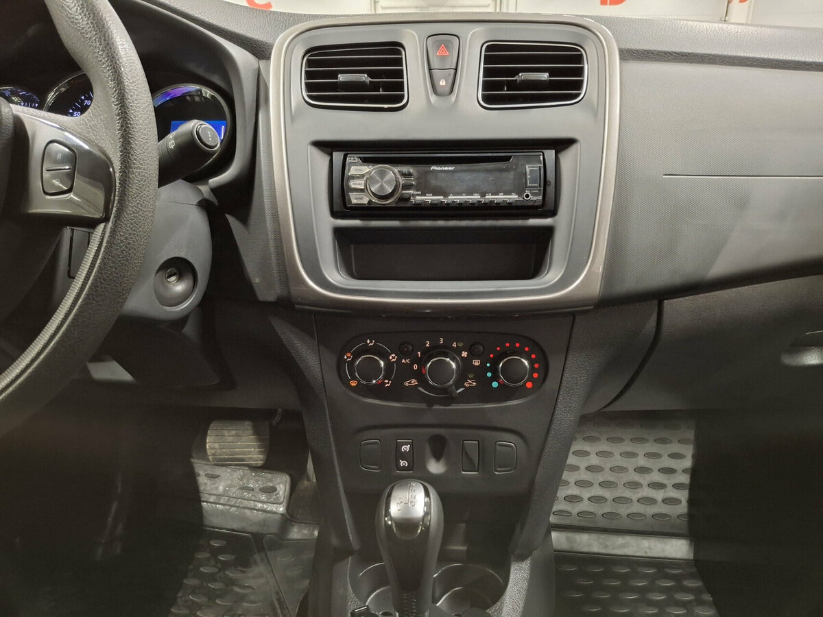 Купить Renault Sandero, 2016, 154 181 км.. Фото: #14