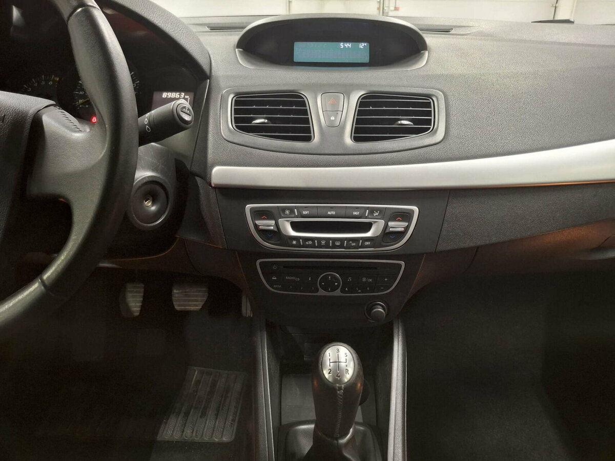 Купить Renault Fluence, 2012, 89 845 км.. Фото: #14