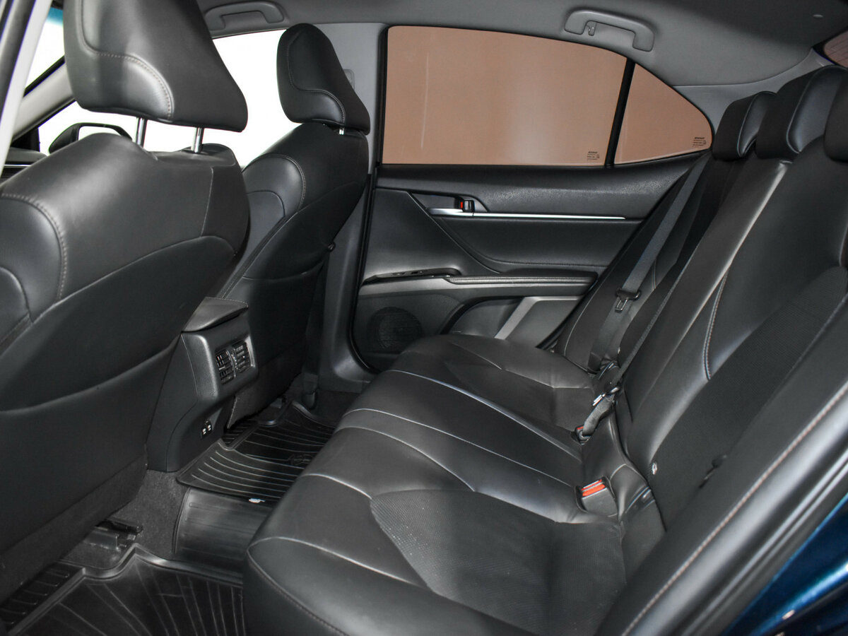 Купить Toyota Camry, 2018, 112 843 км.. Фото: #10