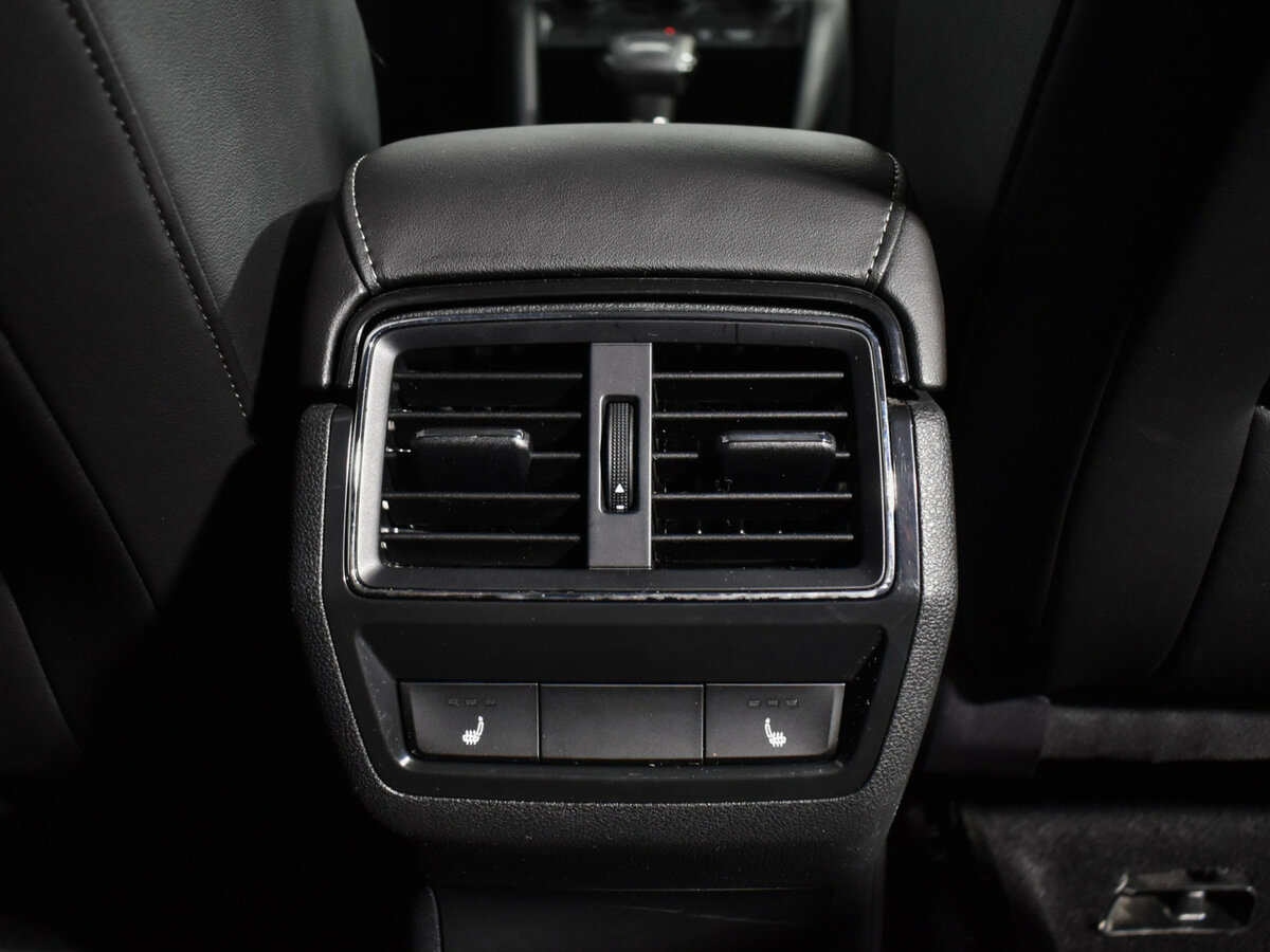 Купить Skoda Karoq, 2021, 32 929 км.. Фото: #17