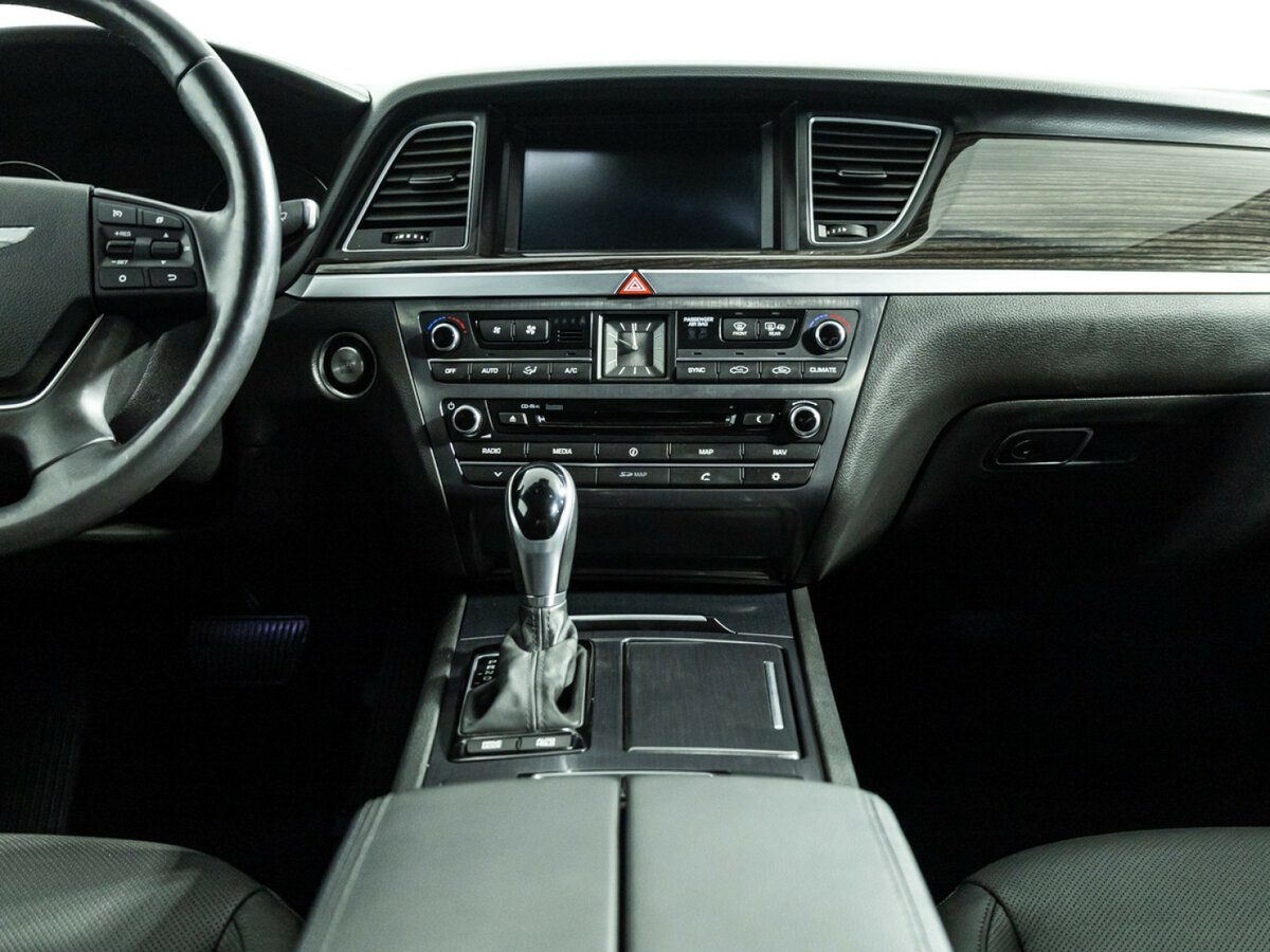 Купить Hyundai Genesis, 2015, 86 581 км.. Фото: #13