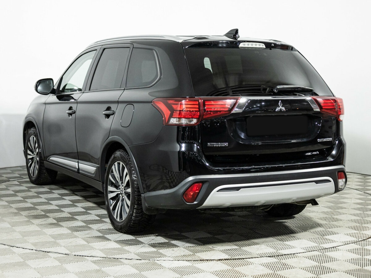 Купить Mitsubishi Outlander, 2018, 148 747 км.. Фото: #6