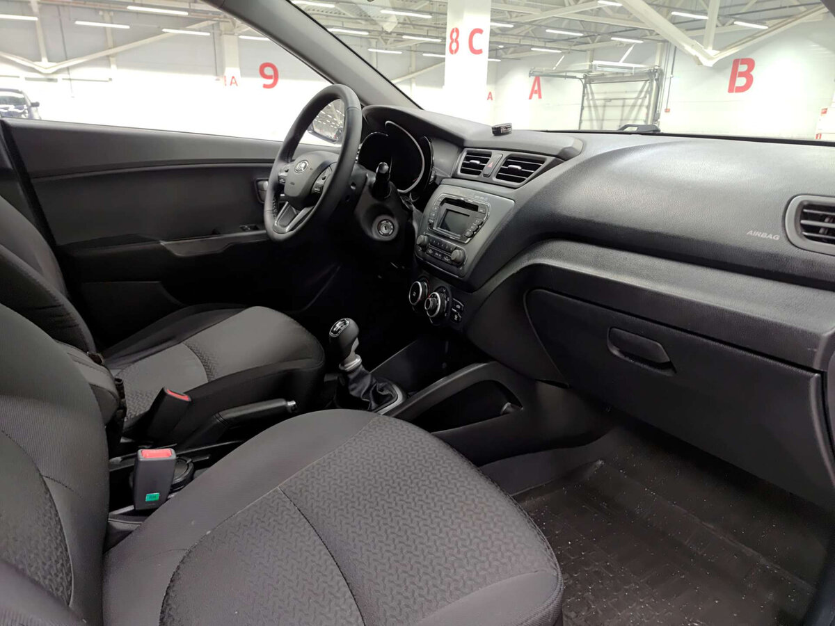 Купить Kia Rio, 2014, 78 545 км.. Фото: #9
