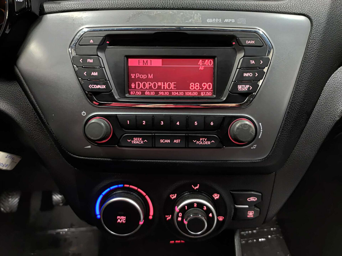 Купить Kia Rio, 2014, 78 545 км.. Фото: #13