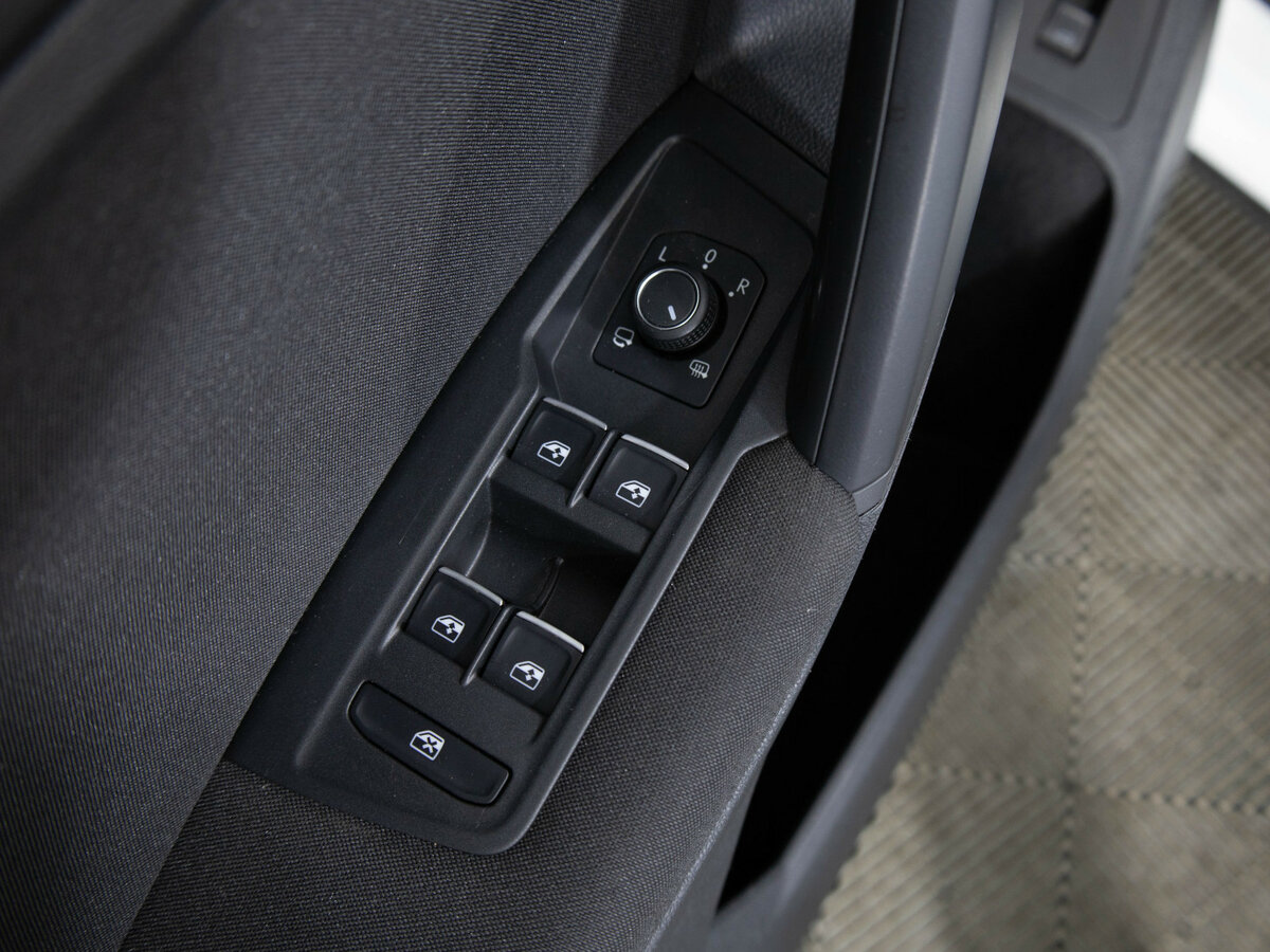 Купить Volkswagen Tiguan, 2018, 45 750 км.. Фото: #15