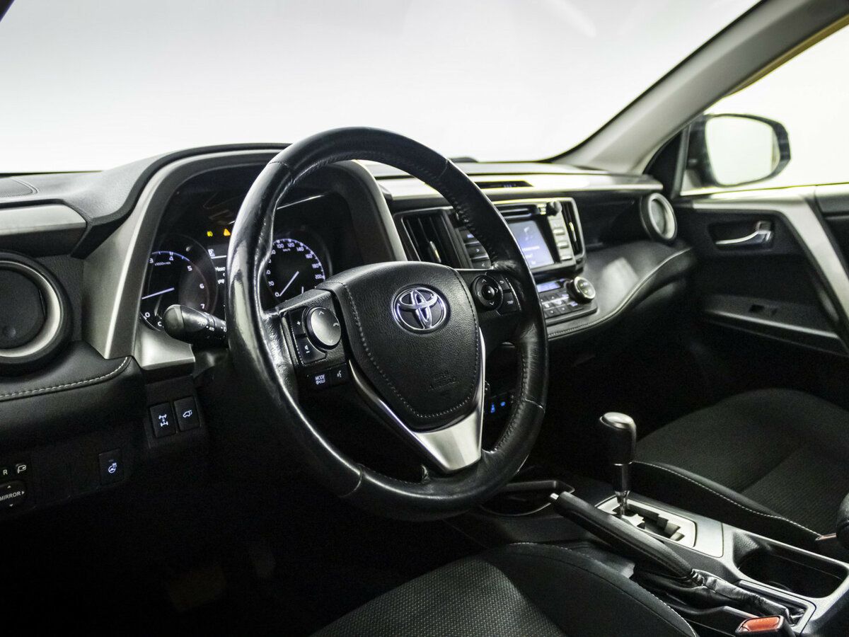 Купить Toyota RAV4, 2015, 205 551 км.. Фото: #9