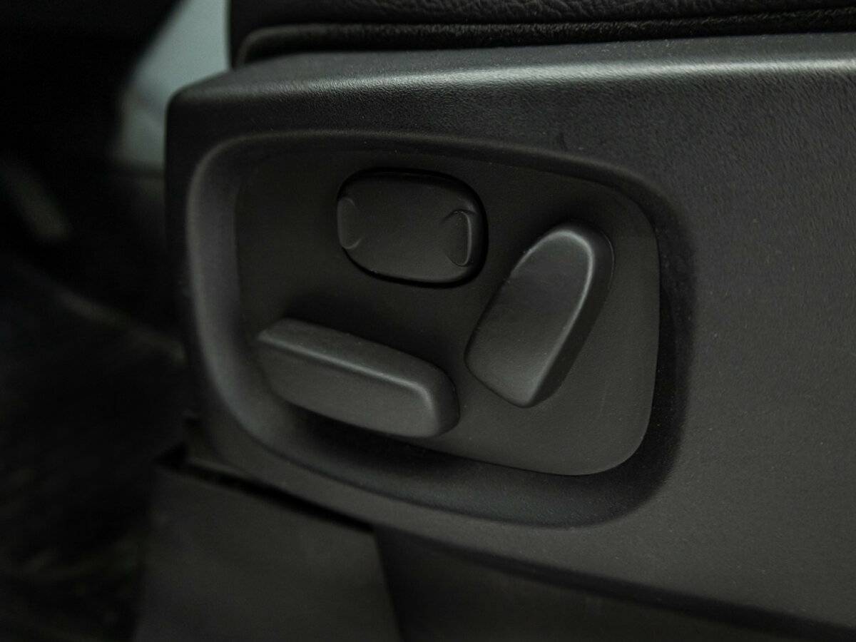 Купить Land Rover Discovery, 2015, 166 500 км.. Фото: #11