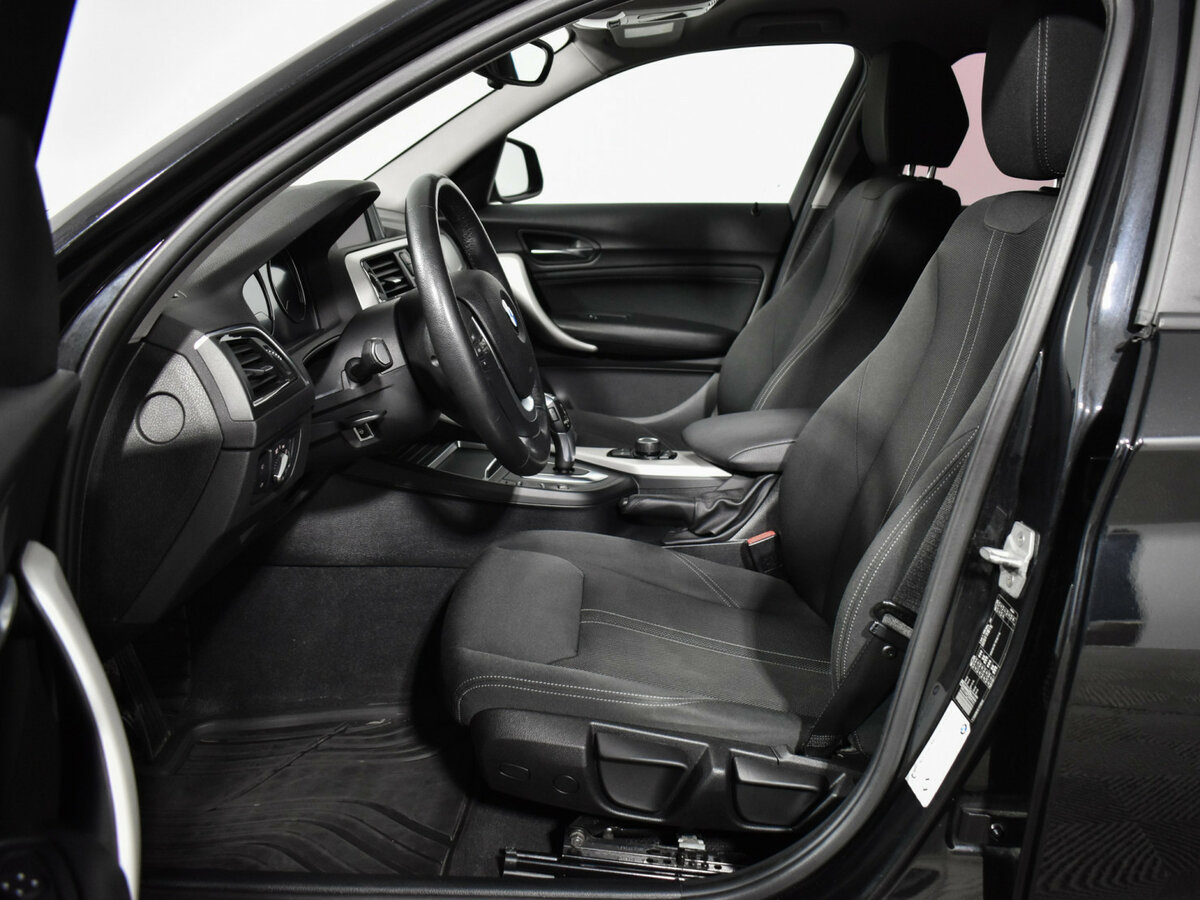 Купить BMW 1 серии, 2017, 64 080 км.. Фото: #9