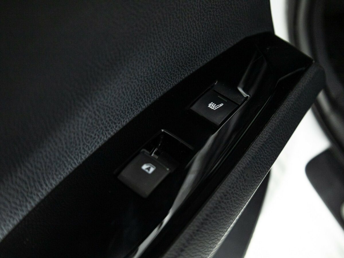 Купить Toyota Camry, 2020, 71 000 км.. Фото: #13