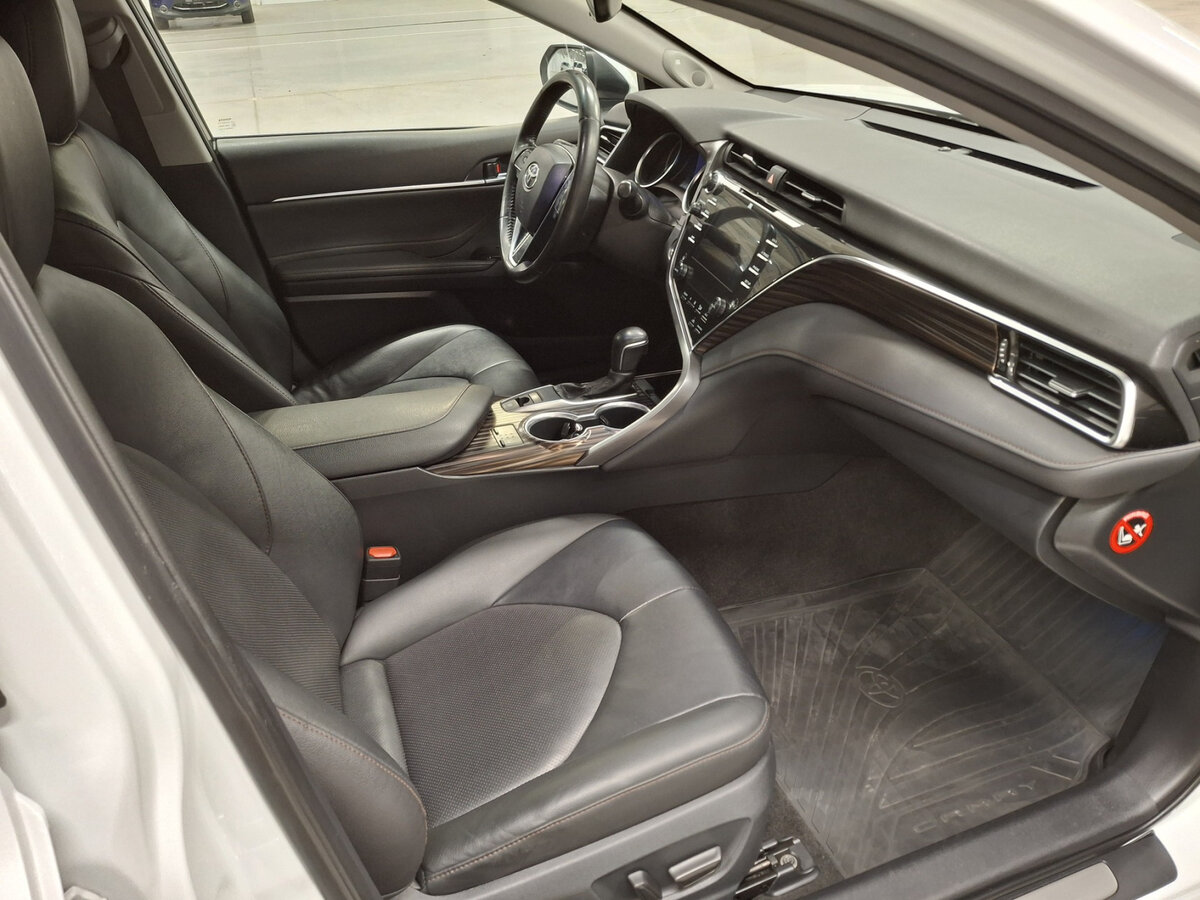 Купить Toyota Camry, 2020, 95 405 км.. Фото: #10