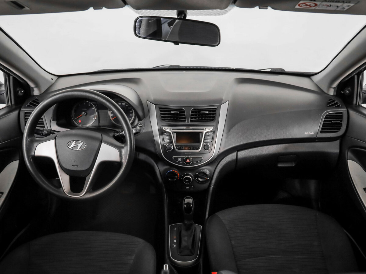 Купить Hyundai Solaris, 2016, 141 005 км.. Фото: #9