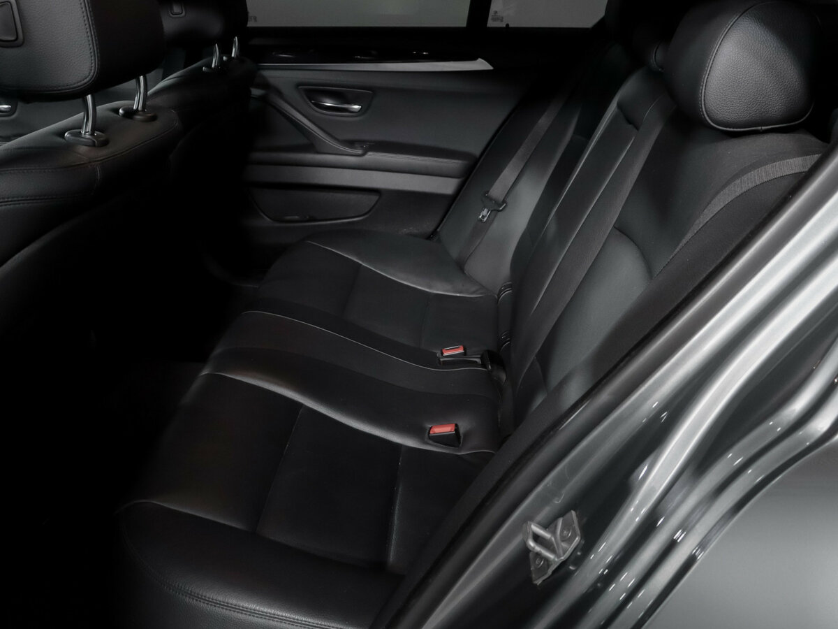 Купить BMW 5 серии, 2013, 165 841 км.. Фото: #9