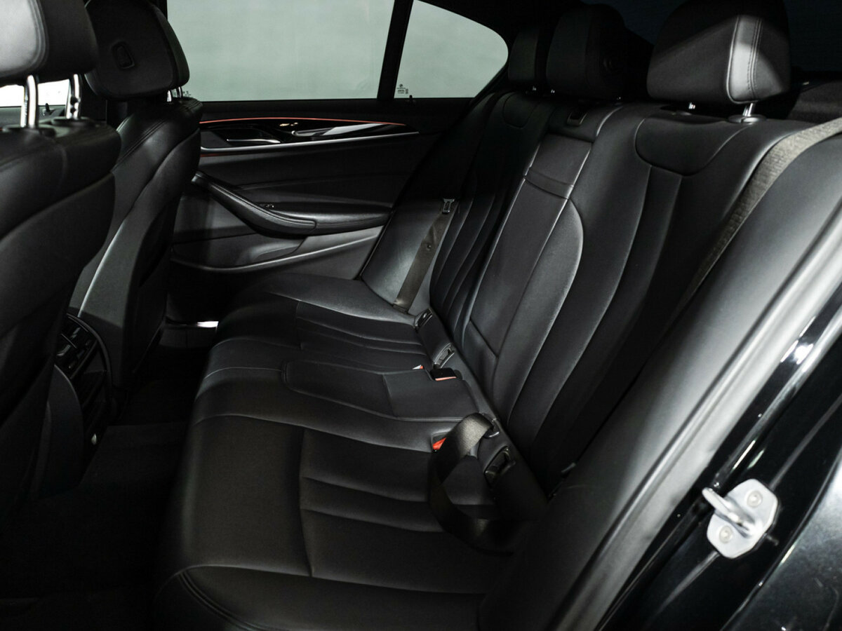 Купить BMW 5 серии, 2017, 323 000 км.. Фото: #9