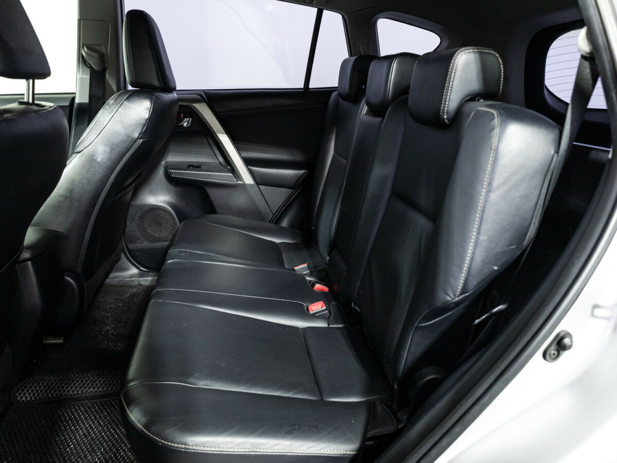 Купить Toyota RAV4, 2014, 106 700 км.. Фото: #9