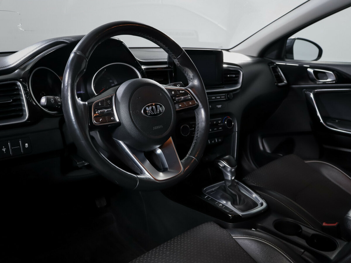 Купить Kia Ceed, 2019, 106 580 км.. Фото: #9