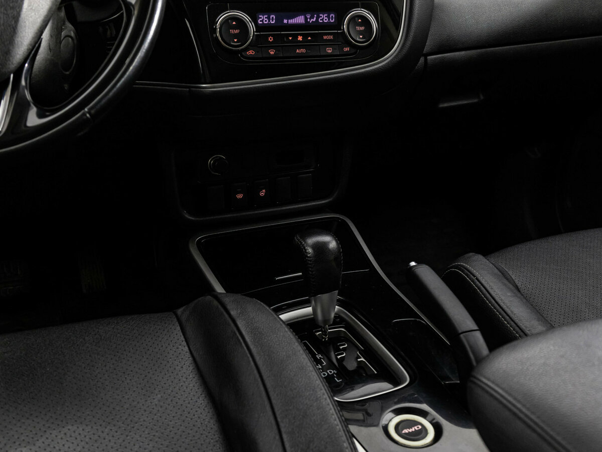 Купить Mitsubishi Outlander, 2017, 182 145 км.. Фото: #9