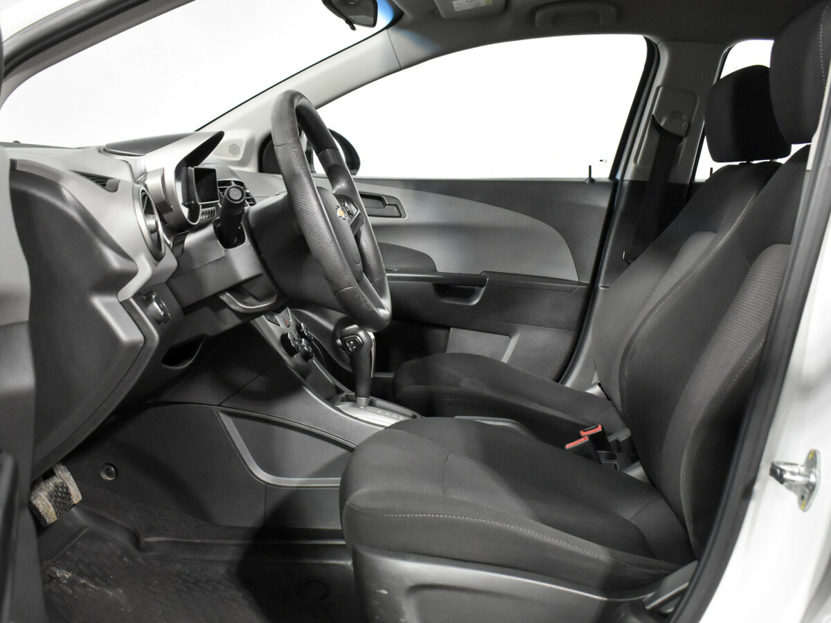Купить Chevrolet Aveo, 2014, 310 657 км.. Фото: #9