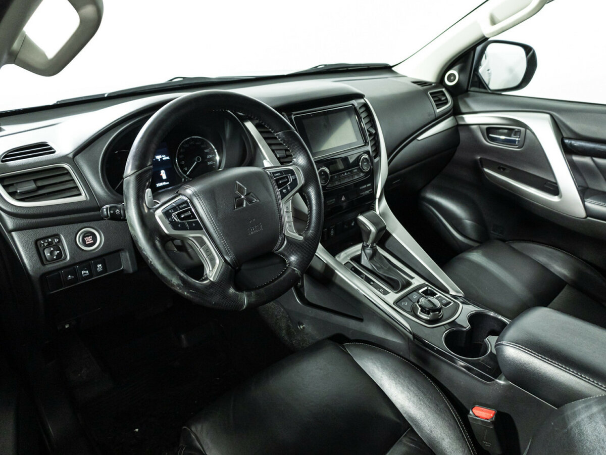 Купить Mitsubishi Pajero Sport, 2017, 233 804 км.. Фото: #8